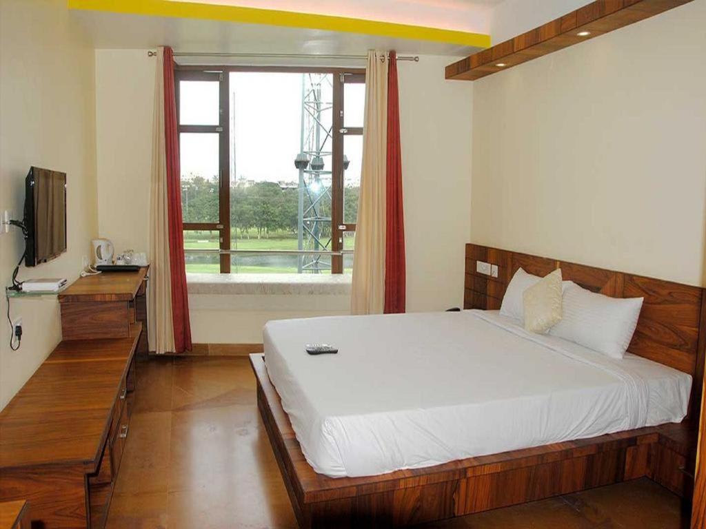 Mak Hotel Bangalore Ngoại thất bức ảnh